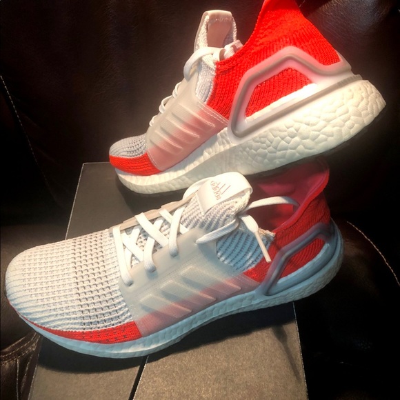 Adidas UltraBoost 19 - Size 7(men) = 8(women)